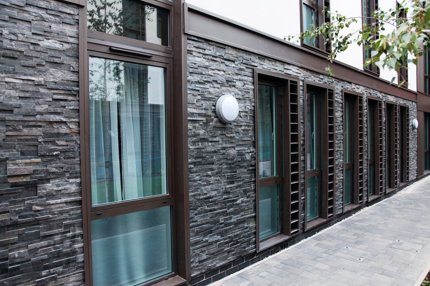 Exteriors Image -5c82665ce1318
